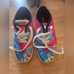 Heelys Pro 20 Tie Dye Rainbow Skate Shoes Sneakers Youth 4 Women 5 Rollers